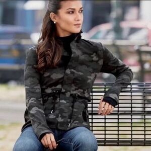Cabi Black Grey Camo Camouflage Full Zip ATC Jacket 3911 Size Large